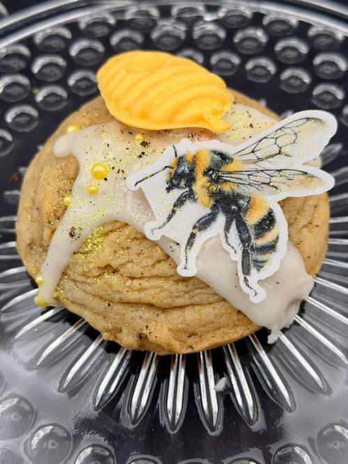 Bee Mine Cookie